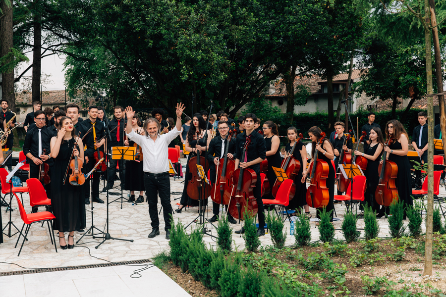 Infinito_Amore_Renato_Zanette_Fotografo_Storytelling_Villa_Soldi_Cadorin_OrchestraS.I.O._Fausto_Sari_Treviso